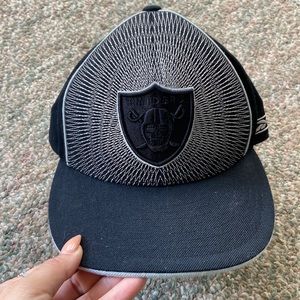 Raiders Reebok NFL fitted hat